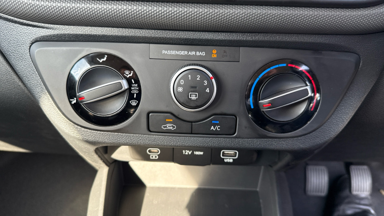 Hyundai i10 1.0 [63] Advance 5dr [Nav] Petrol Hatchback